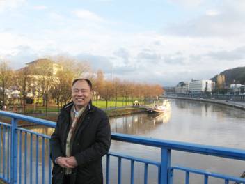 余董事长 医学博士 现任遵义医学院副董事长 中华医学会全科医学分会第七届委员会全国委员.jpg